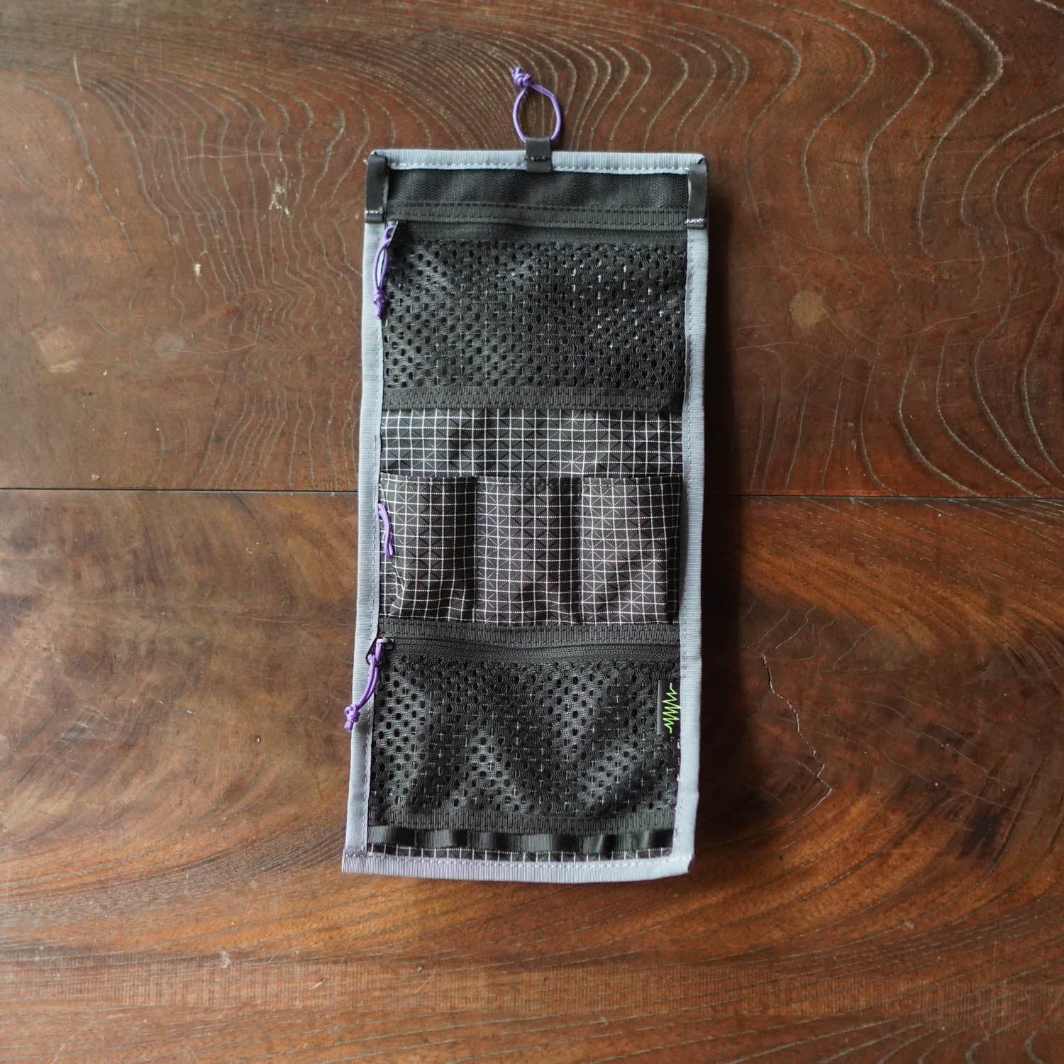 PACK HANGER PLUS